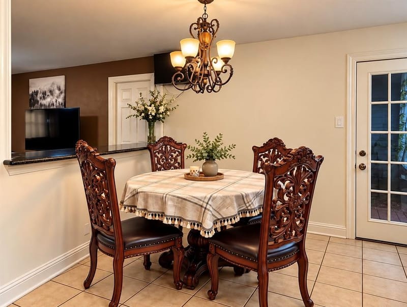 819 N Cooper Street, Arlington TX 76011 - Photo 8