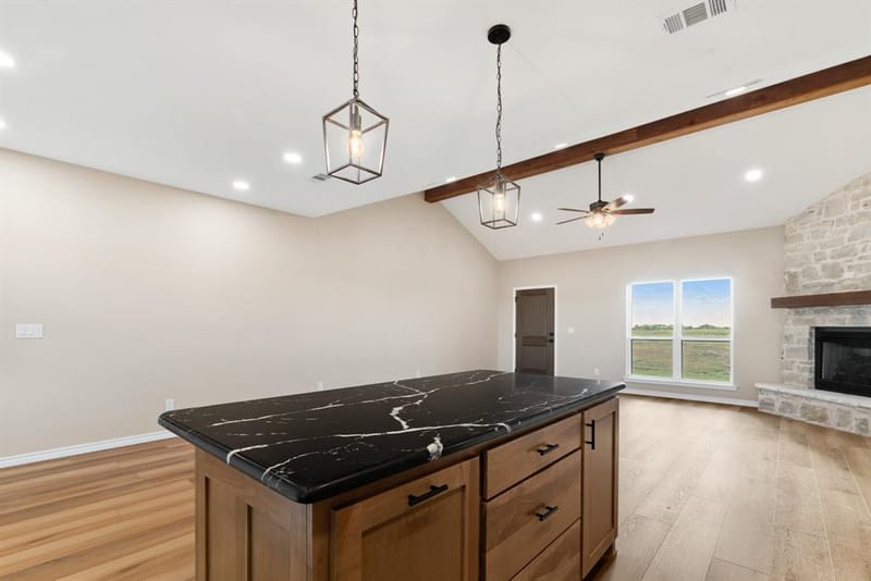 461 S FM 196, Blossom TX 75416 - Photo 11