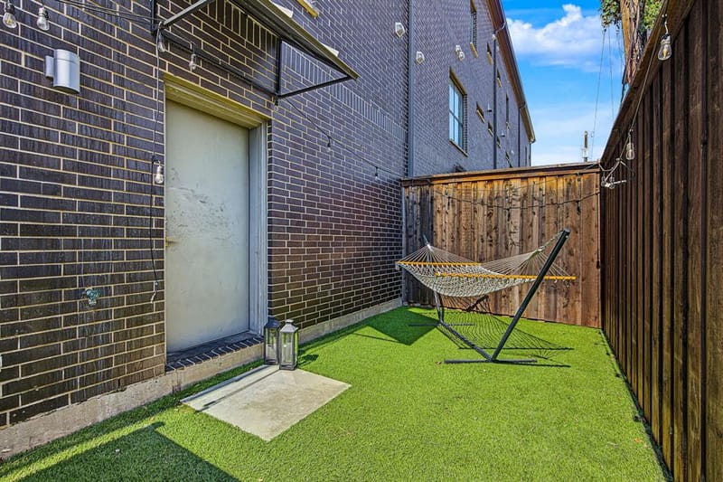 2310 N Fitzhugh Avenue # 40, Dallas TX 75204 - Photo 16
