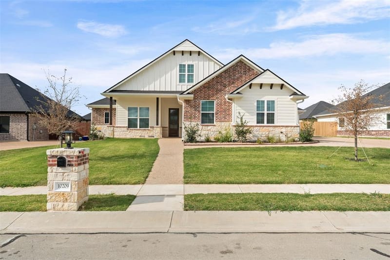 10209 Charmwood Drive, Waco TX 76712