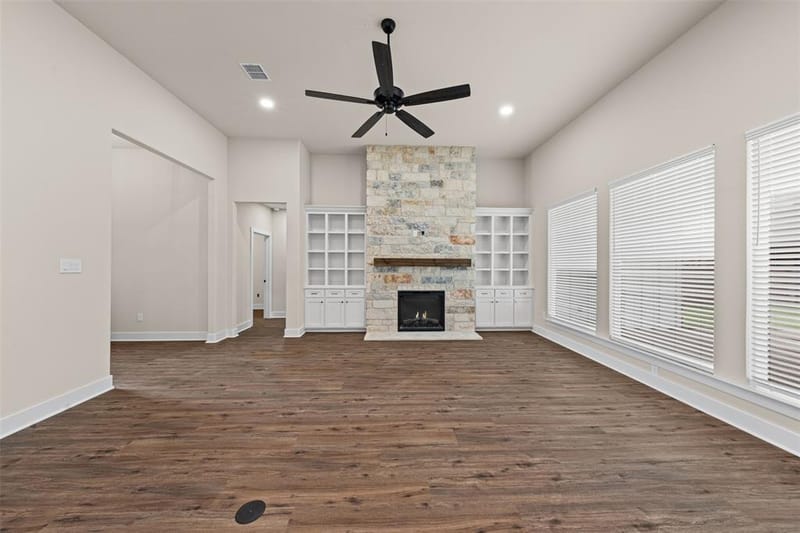 10209 Charmwood Drive, Waco TX 76712 - Photo 5