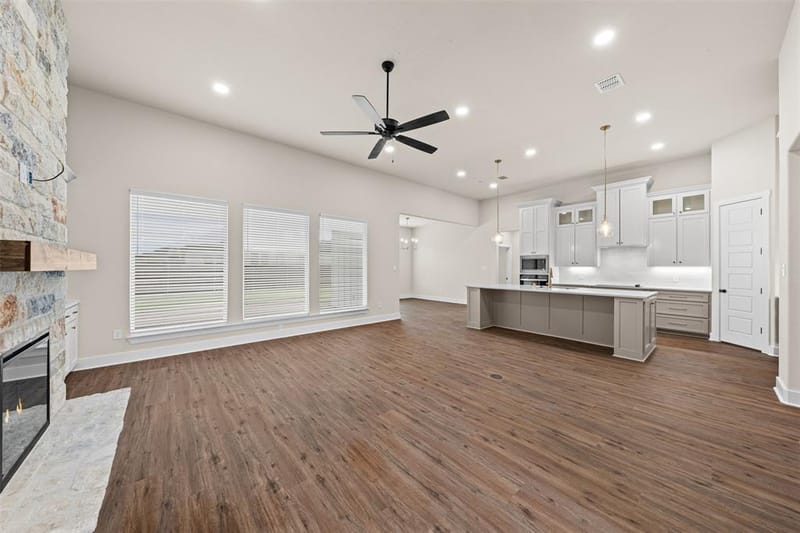 10209 Charmwood Drive, Waco TX 76712 - Photo 9