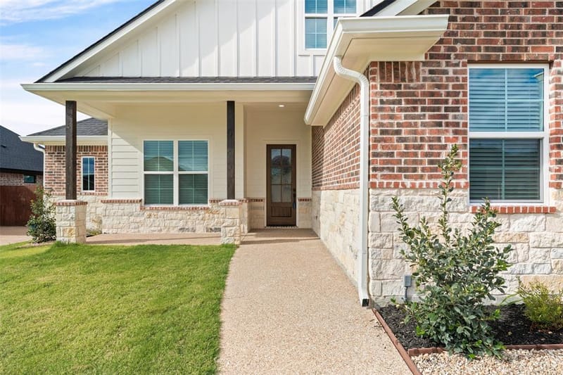 10209 Charmwood Drive, Waco TX 76712 - Photo 4