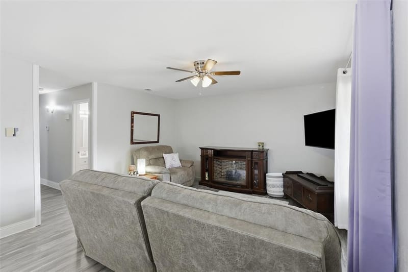 13915 Brookgreen Drive, Dallas TX 75240 - Photo 6