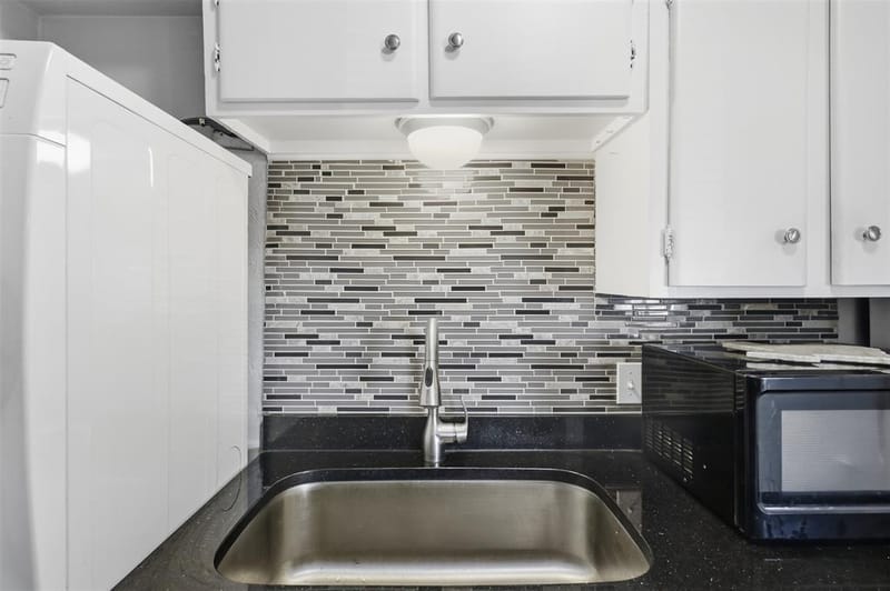 13915 Brookgreen Drive, Dallas TX 75240 - Photo 15