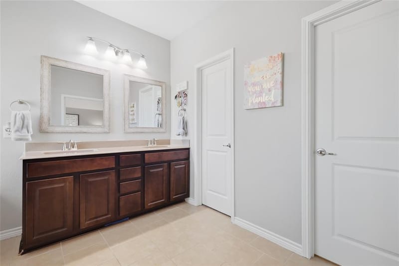 11305 Gibbons Creek Drive, Frisco TX 75036 - Photo 18