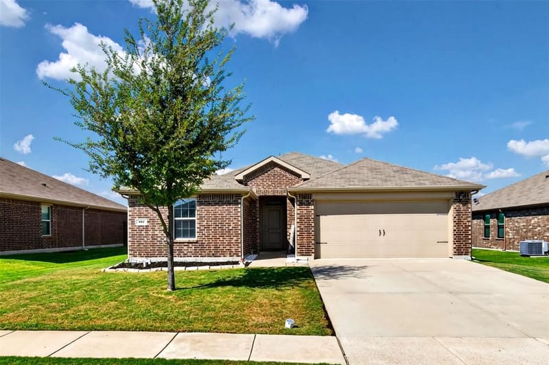 301 Pine Hollow Way, Josephine TX 75189