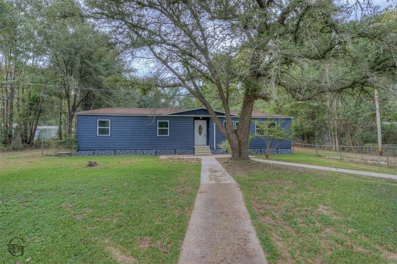 209 W Jackson Avenue, Haughton LA 71037 - Photo 2