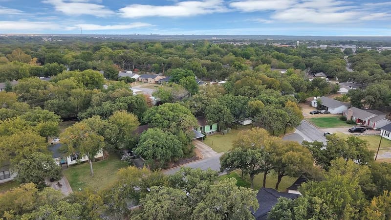 1104 Glenda Drive, Bedford TX 76022 - Photo 7