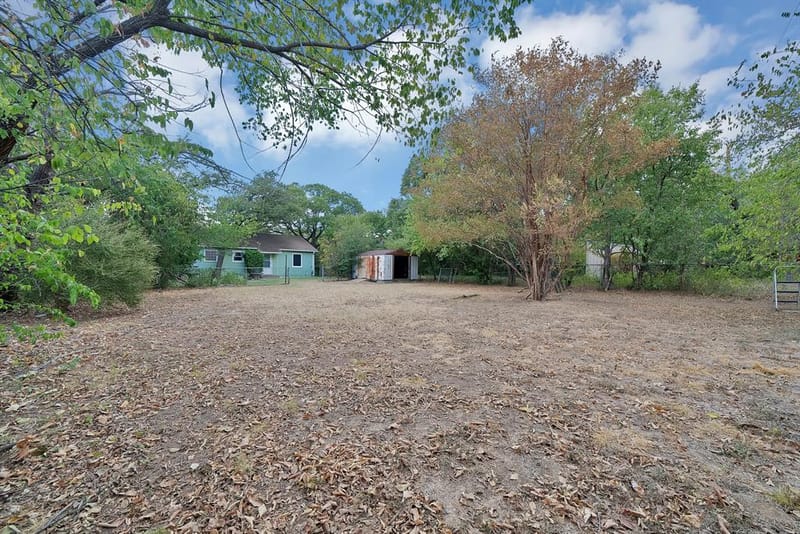 1104 Glenda Drive, Bedford TX 76022 - Photo 4