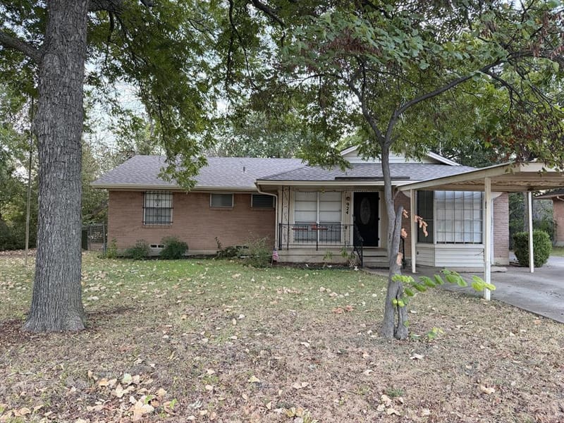 924 Monterey Drive, Denton TX 76209 - Photo 5