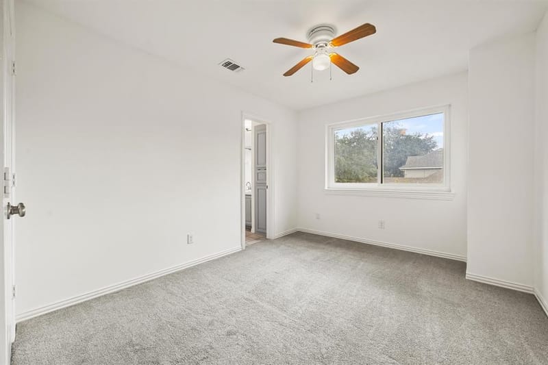 800 Fallen Leaf Court, Irving TX 75063 - Photo 24