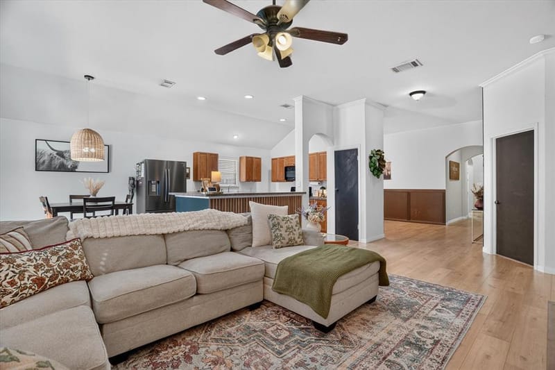 237 Wellington Trail, Weatherford TX 76085 - Photo 7