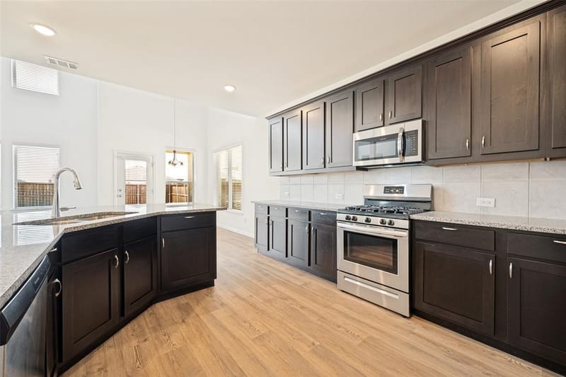 5613 Breezy Drive, Celina TX 75009 - Photo 8