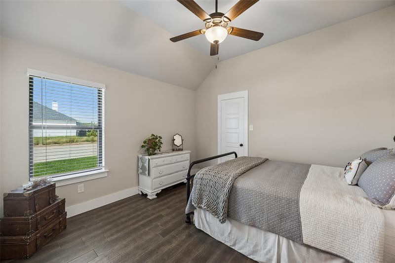 1402 Oliver Creek Lane, Justin TX 76247 - Photo 13