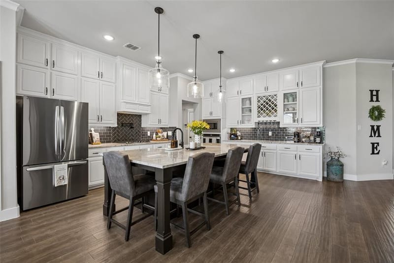 1402 Oliver Creek Lane, Justin TX 76247 - Photo 7