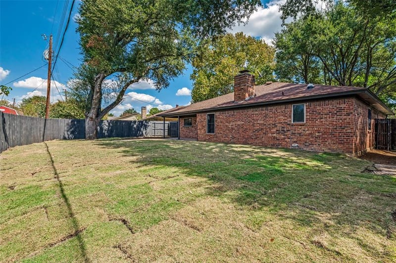 1921 Covey Court, Irving TX 75060 - Photo 24