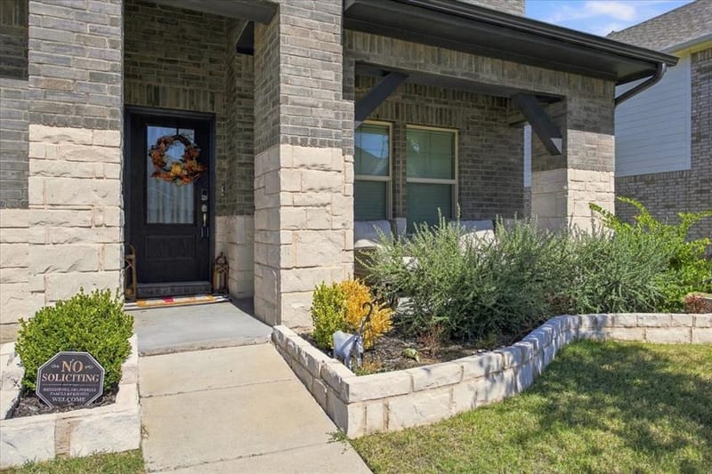 522 Janette Court, Royse City TX 75189 - Photo 2