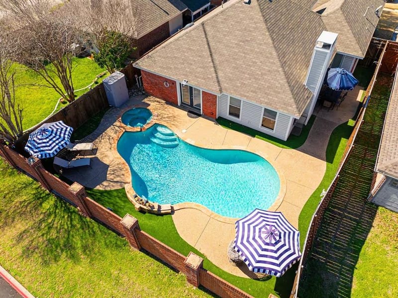 2202 Ashwood Court, Carrollton TX 75006 - Photo 2