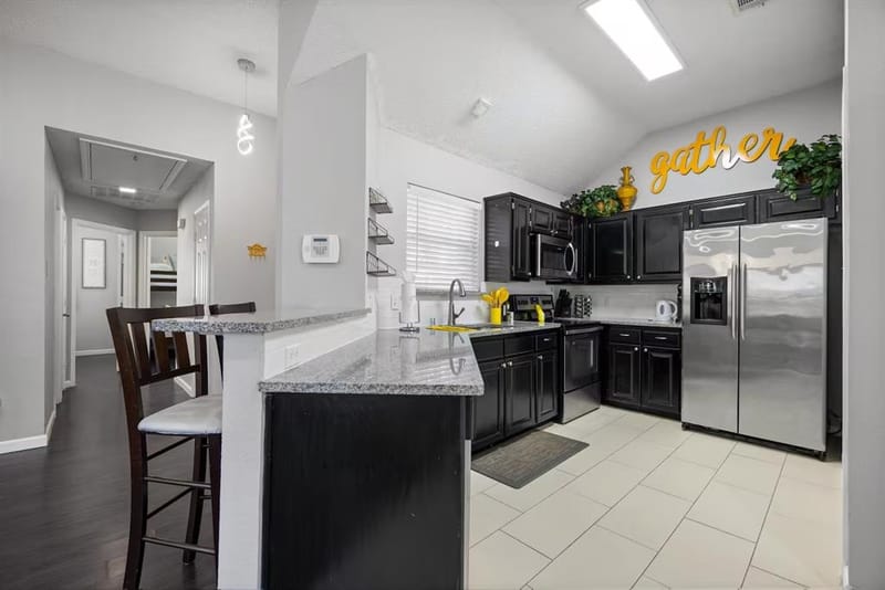2202 Ashwood Court, Carrollton TX 75006 - Photo 6