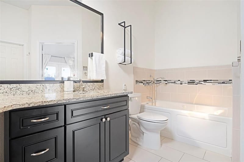 2202 Ashwood Court, Carrollton TX 75006 - Photo 17