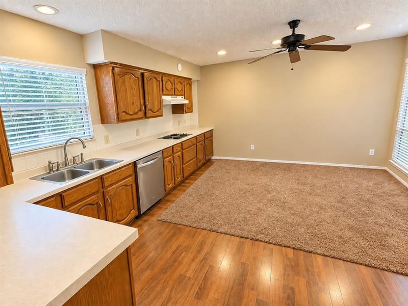 2104 Oak Brook Drive, Richardson TX 75081 - Photo 4