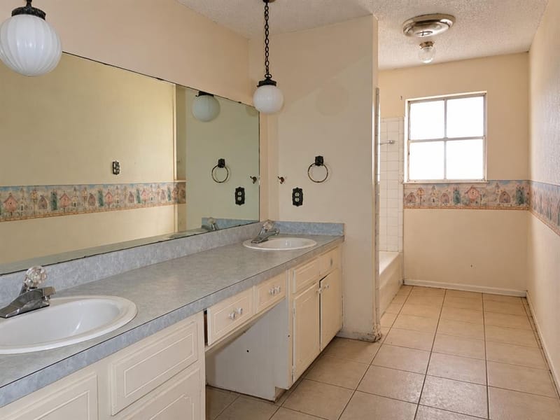 4504 Mink Drive, Haltom City TX 76117 - Photo 22
