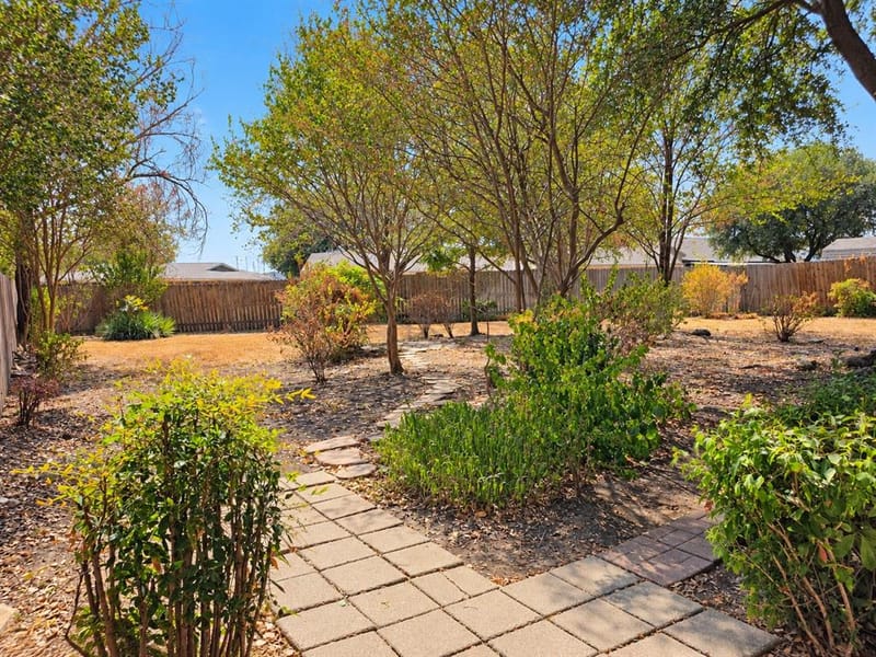 4504 Mink Drive, Haltom City TX 76117 - Photo 32