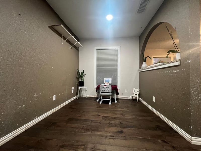 8810 Eldon Drive, Dallas TX 75217 - Photo 9