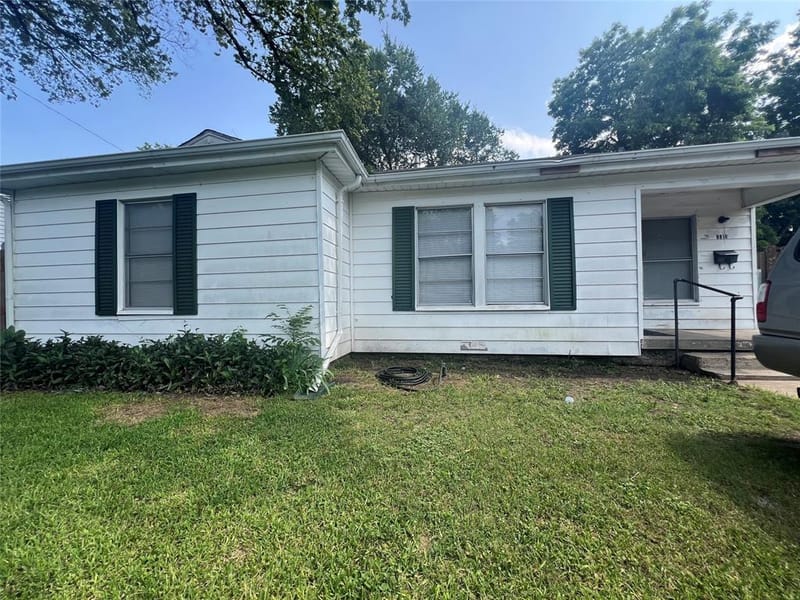 8810 Eldon Drive, Dallas TX 75217 - Photo 14