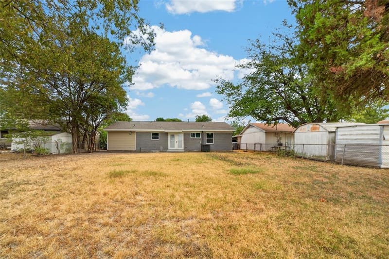 7717 Woodshire Drive, Dallas TX 75232 - Photo 2