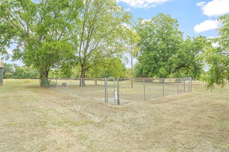 10861 County Road 2326, Terrell TX 75160 - Photo 36