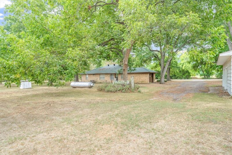10861 County Road 2326, Terrell TX 75160 - Photo 35