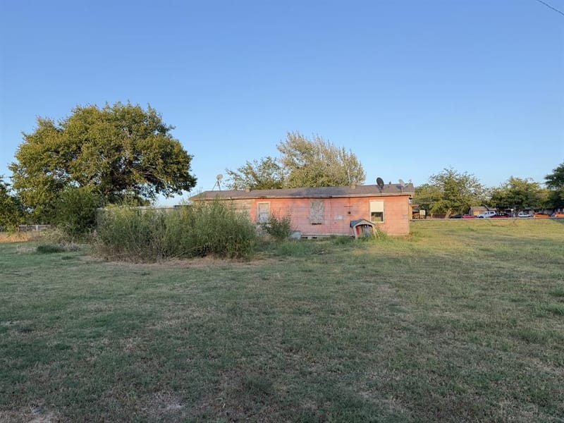 803 N US Highway 69, Celeste TX 75423 - Photo 23
