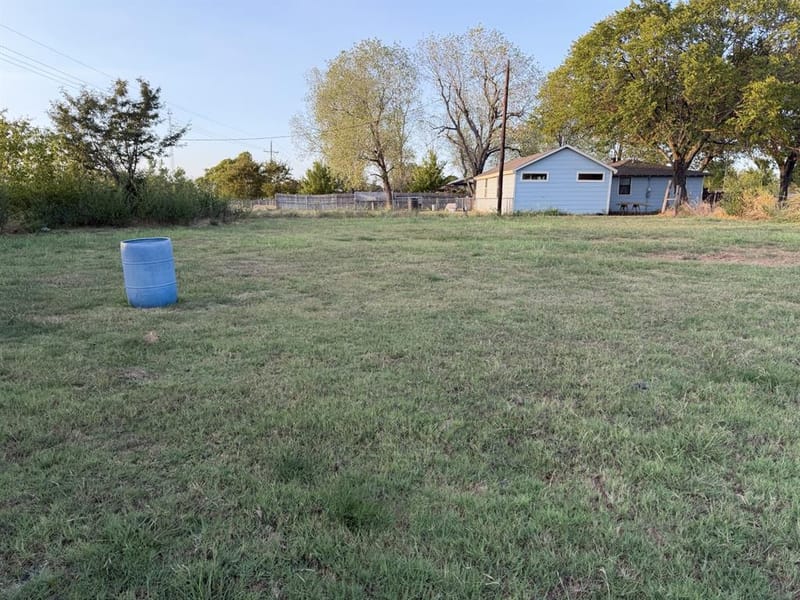 803 N US Highway 69, Celeste TX 75423 - Photo 36