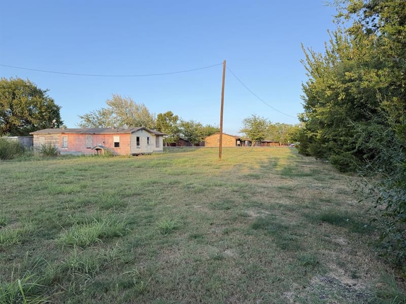803 N US Highway 69, Celeste TX 75423 - Photo 32