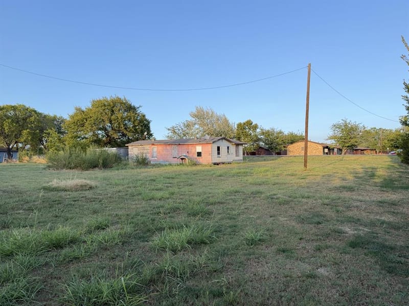803 N US Highway 69, Celeste TX 75423 - Photo 34