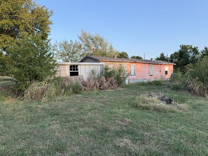 803 N US Highway 69, Celeste TX 75423 - Photo 11