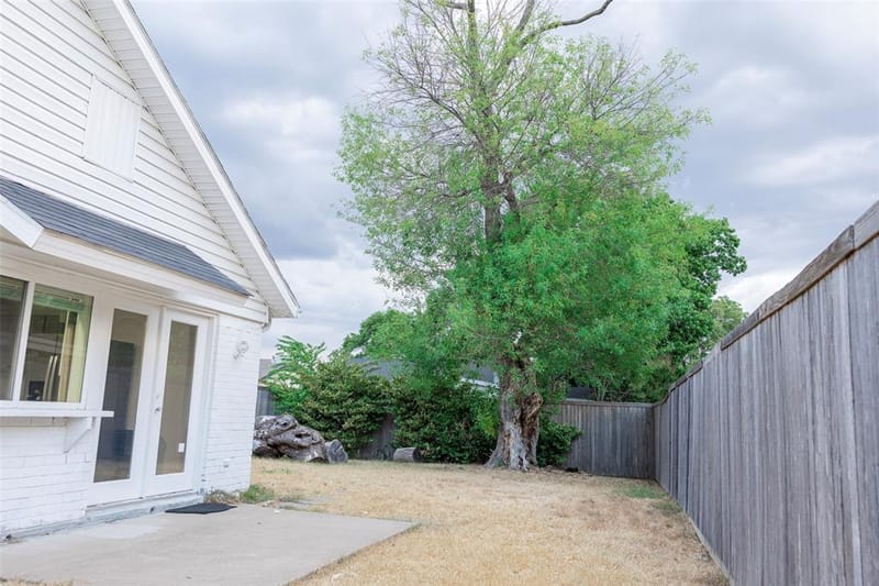 2821 Lancer Lane, Garland TX 75044 - Photo 21