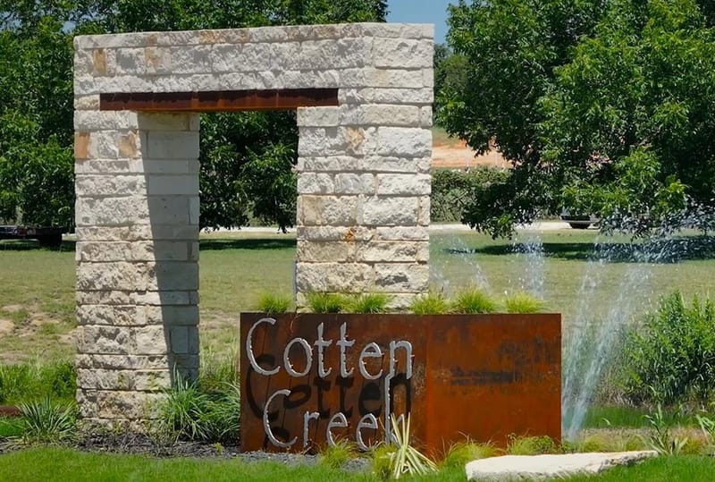 5004 Bluegrass Lane, Azle TX 76020 - Photo 2