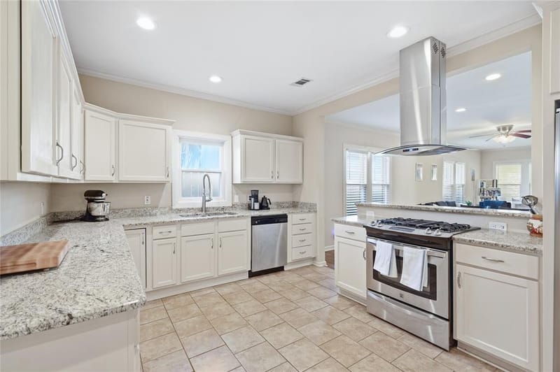4901 Calmont Avenue, Fort Worth TX 76107 - Photo 9