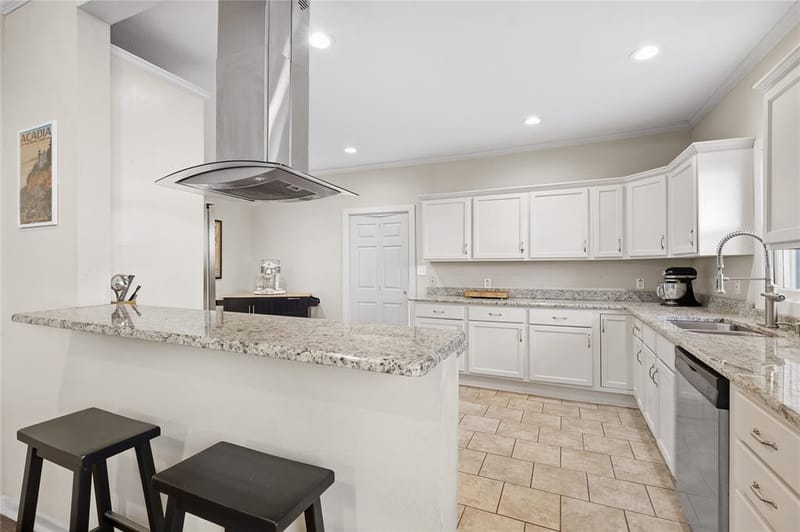 4901 Calmont Avenue, Fort Worth TX 76107 - Photo 8