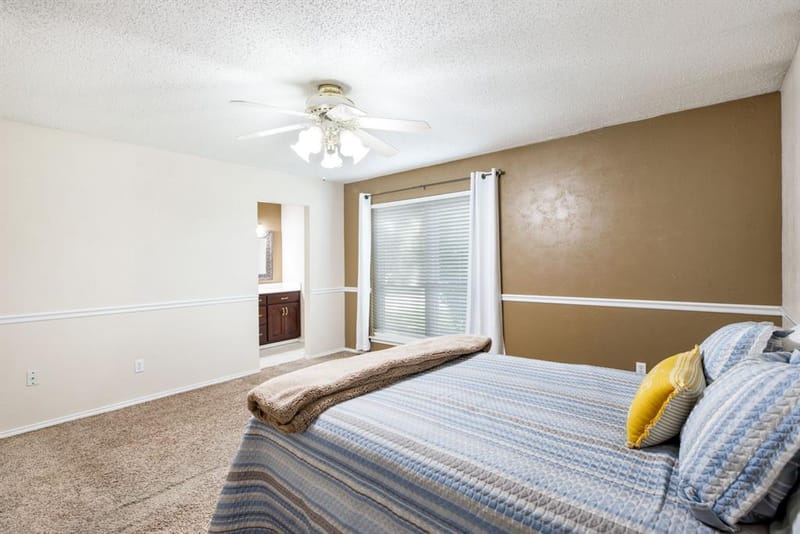 715 Salem Drive, Arlington TX 76014 - Photo 24