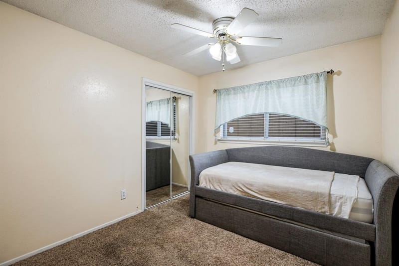 715 Salem Drive, Arlington TX 76014 - Photo 29