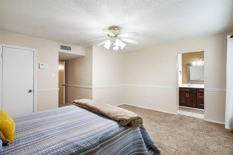 715 Salem Drive, Arlington TX 76014 - Photo 25
