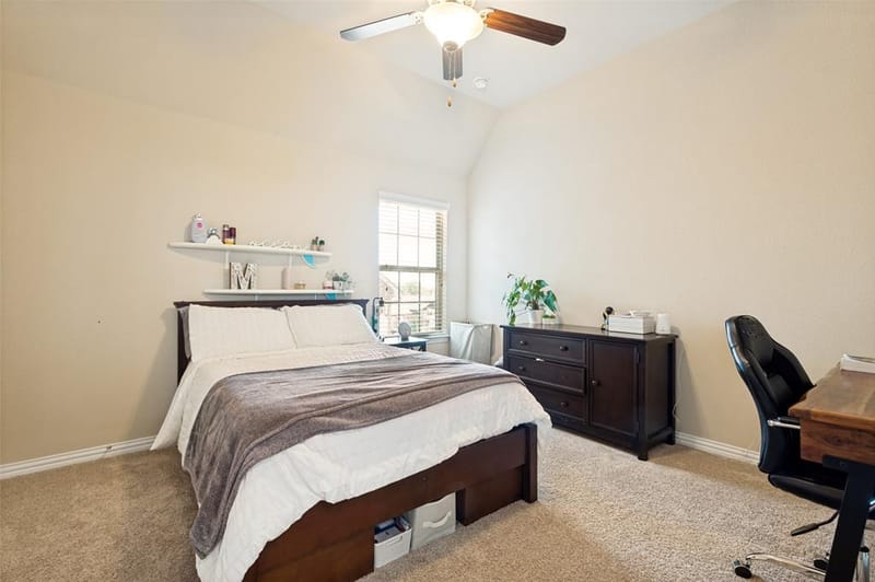 911 Mountain Laurel Drive, Euless TX 76039 - Photo 20