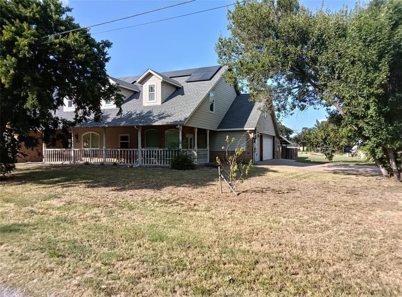 401 Pine Lane, Tolar TX 76476 - Photo 2