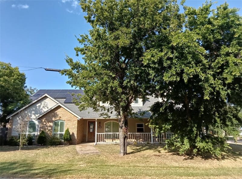 401 Pine Lane, Tolar TX 76476