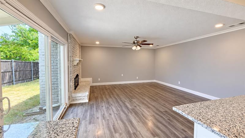 8508 Londonderry Lane, Dallas TX 75228 - Photo 13