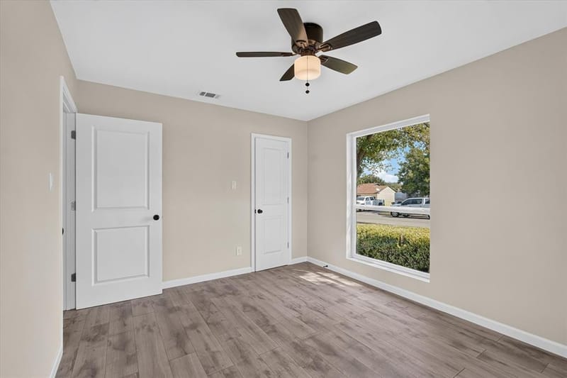 4044 Stanley Avenue, Fort Worth TX 76110 - Photo 20